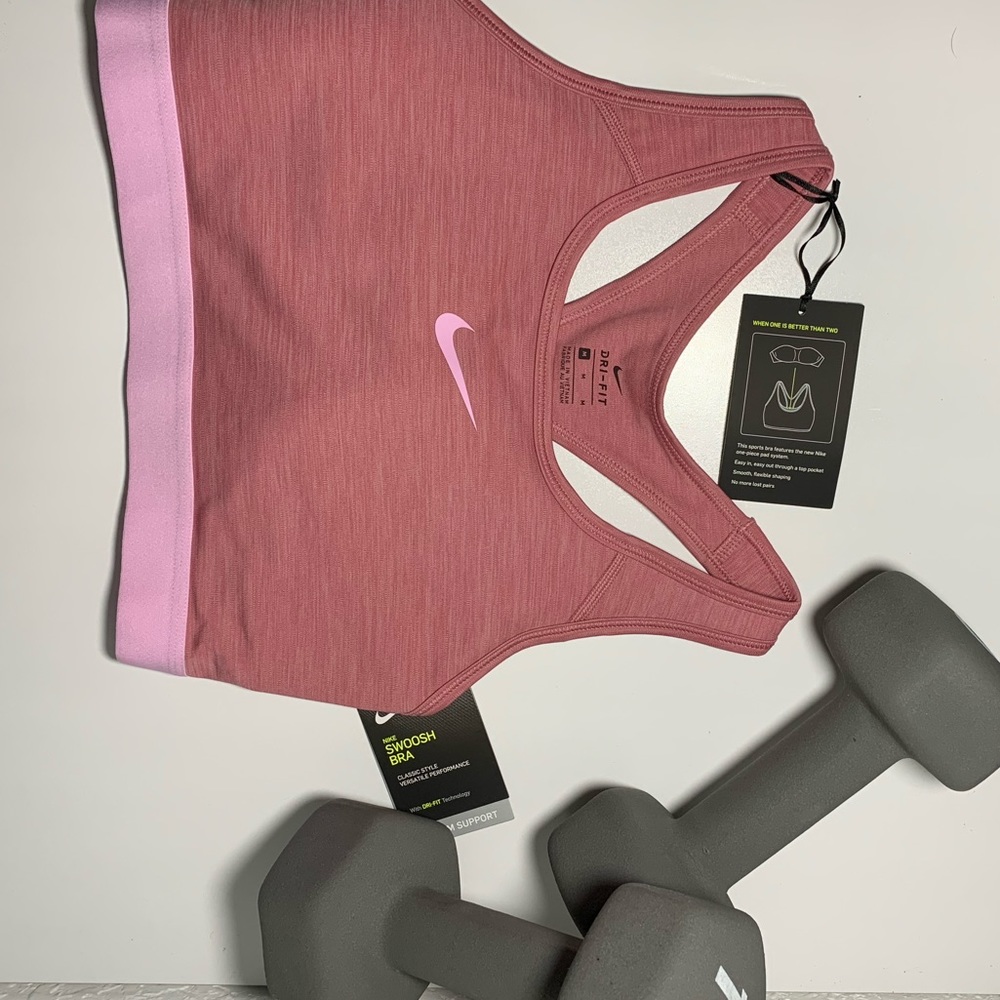 NEW/ Nike sports bra 🌸🌼